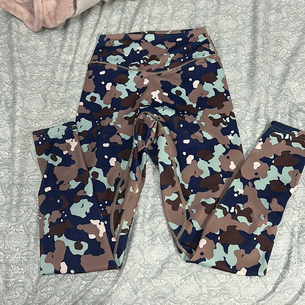 Balance athletica camo leggings